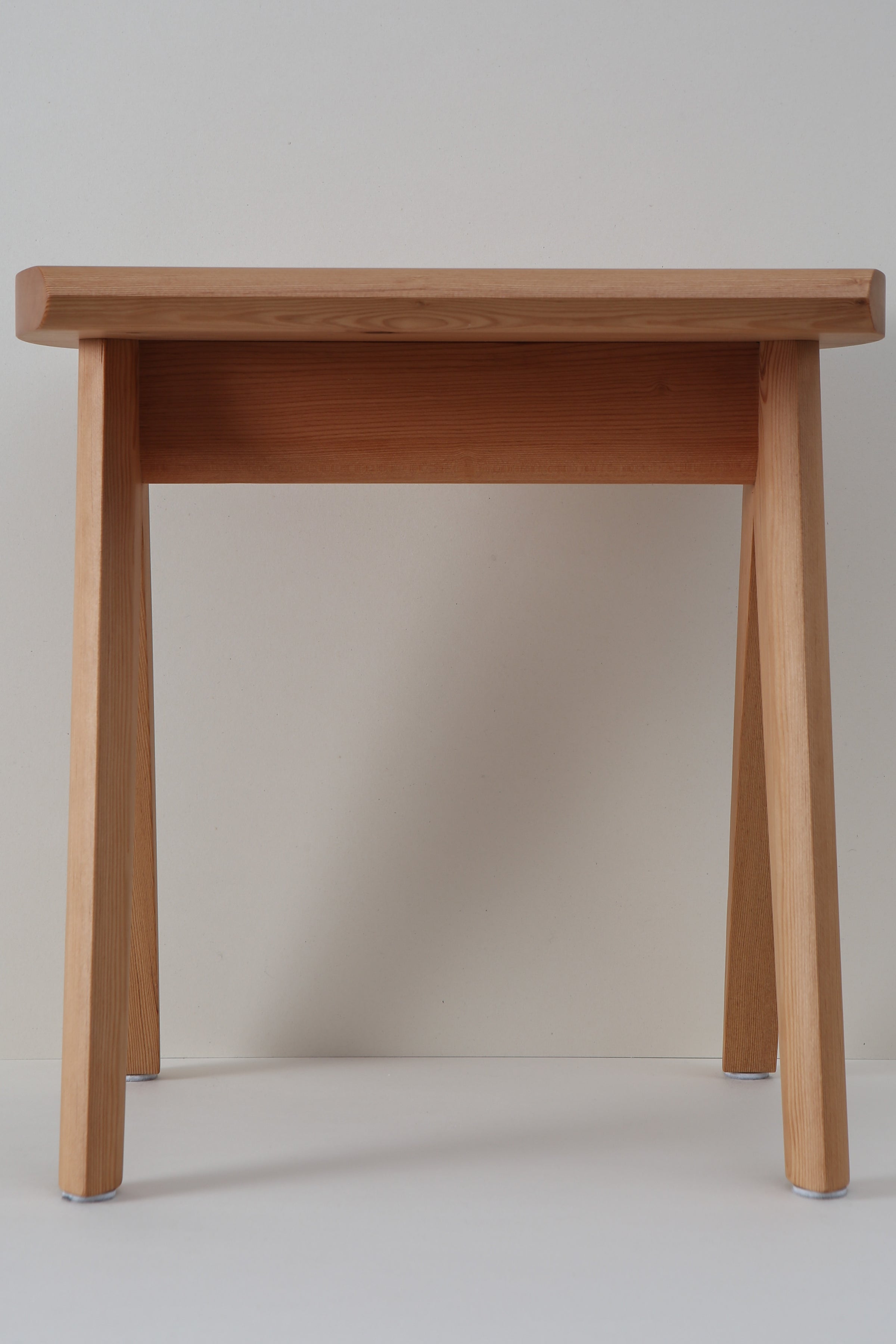 Crest Stool - Douglas Fir