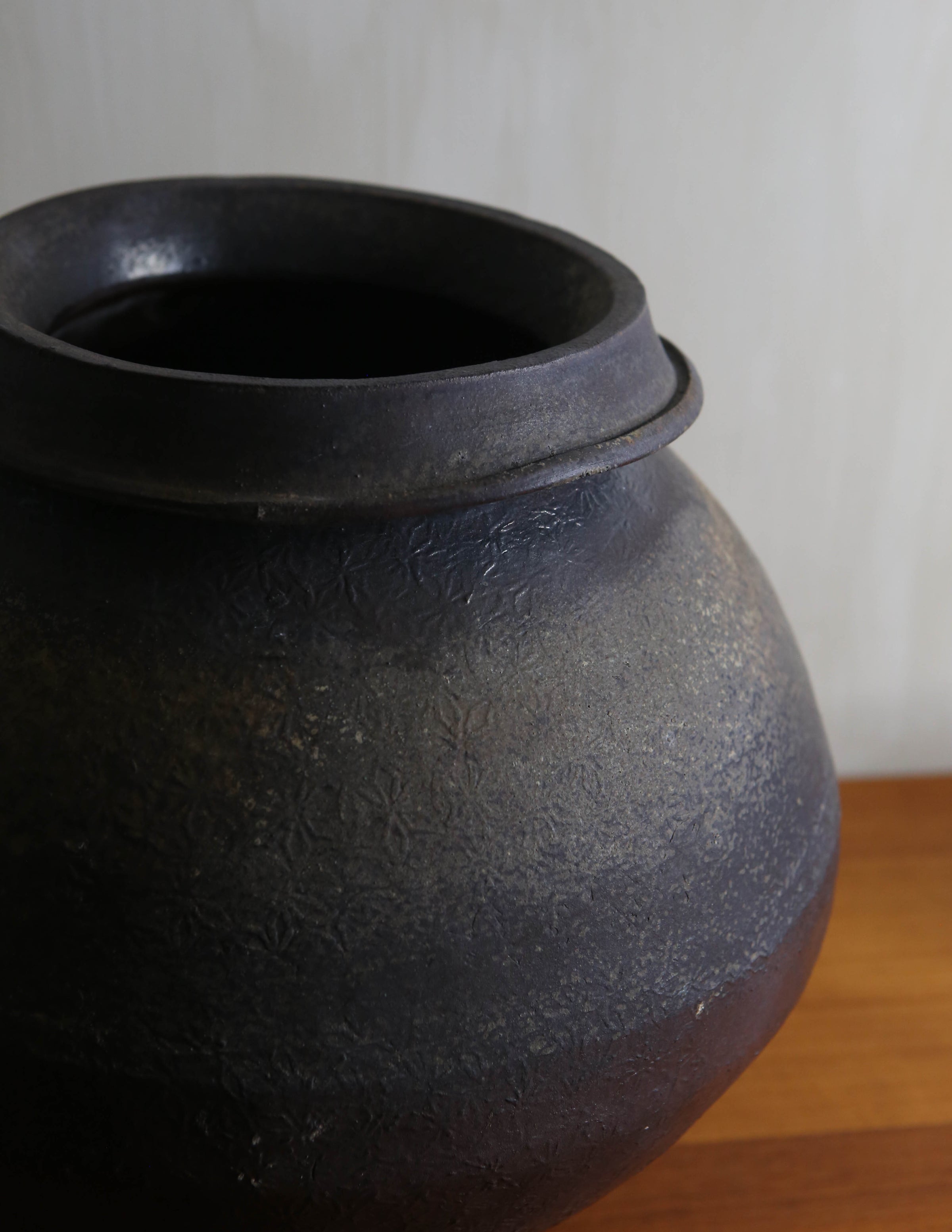 Large Wood-fired Jar (Plain Rim)