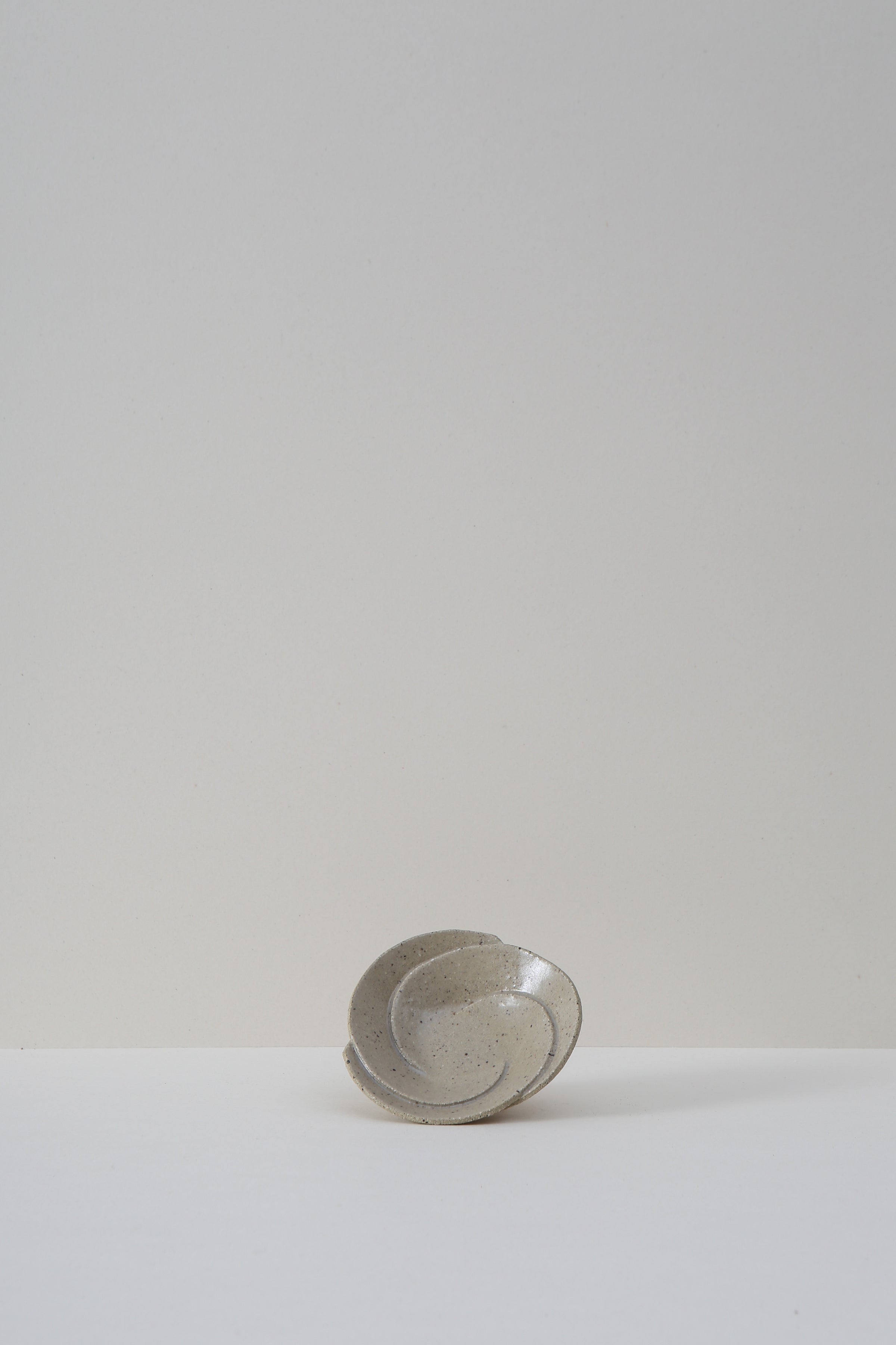 Trillium Dish