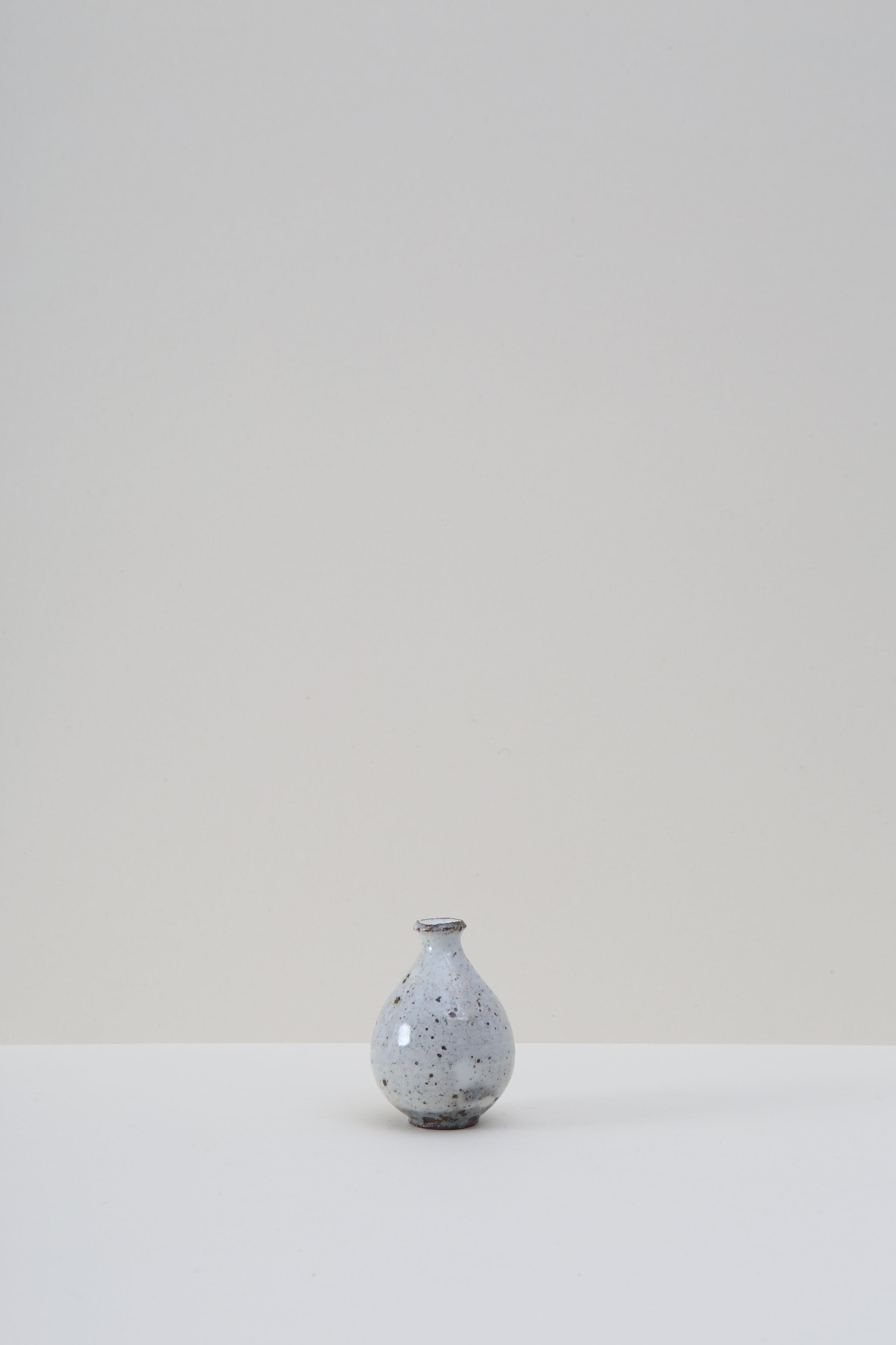 Kaolin Bud Vase