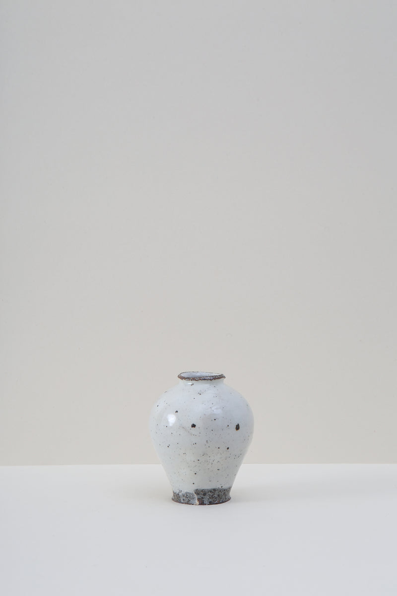 Kaolin Flower Vase
