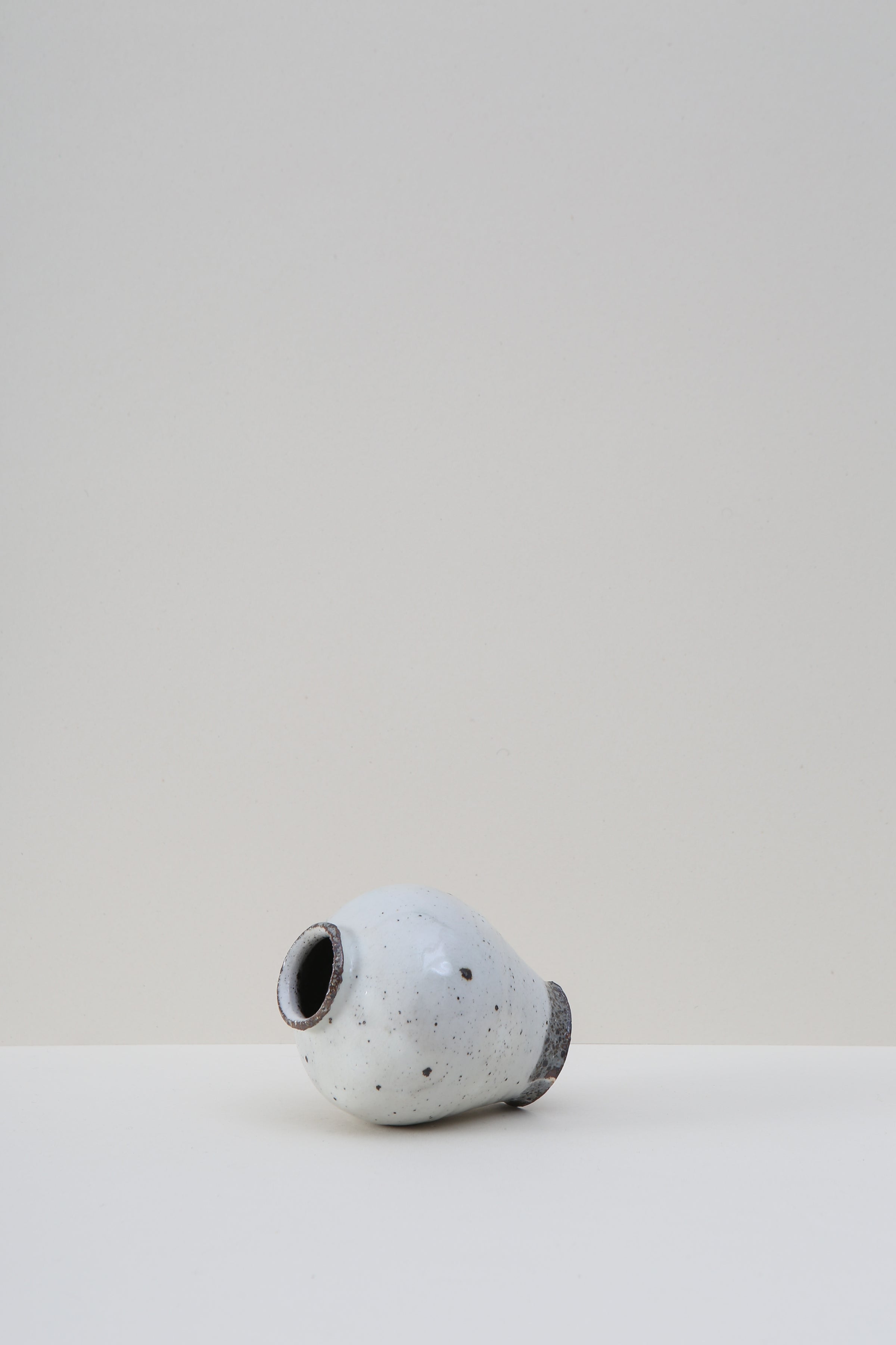Kaolin Flower Vase