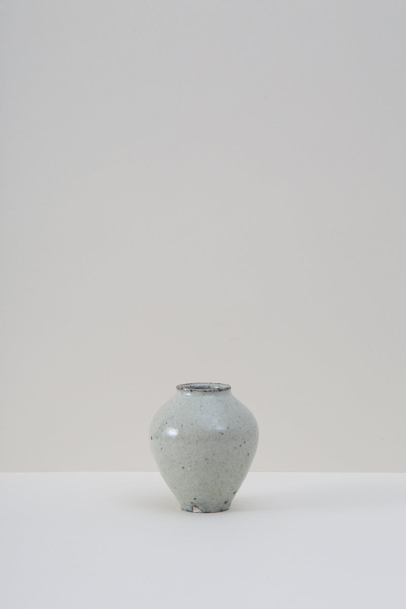 Kaolin Flower Vase