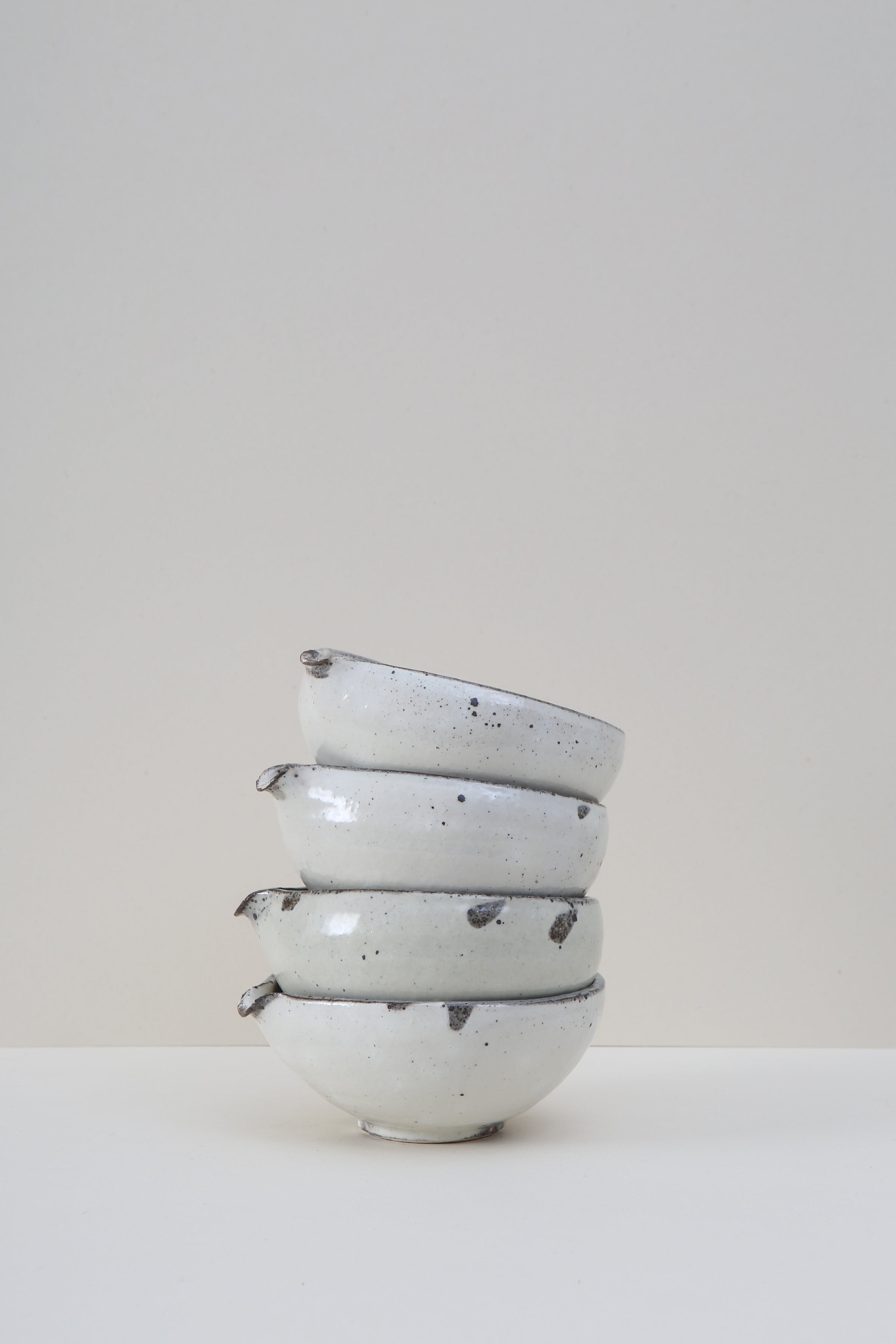 Sugu Pouring Bowl