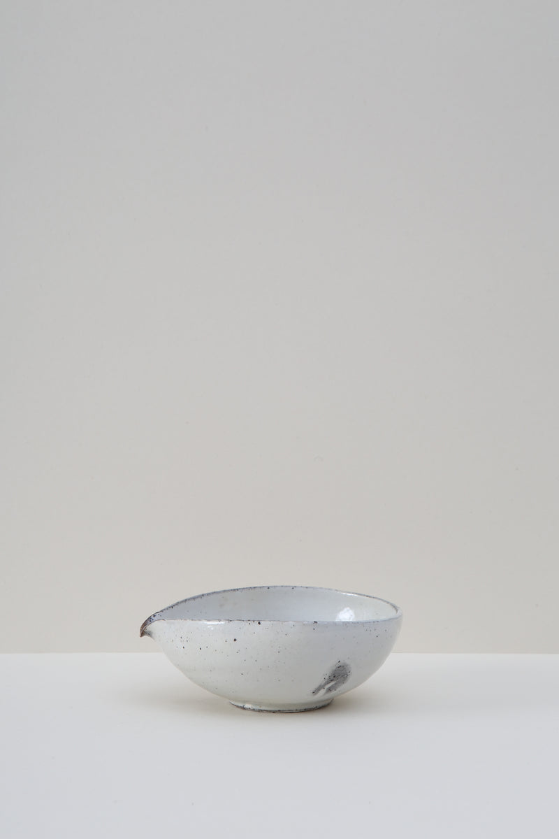 Large Sugu Pouring Bowl