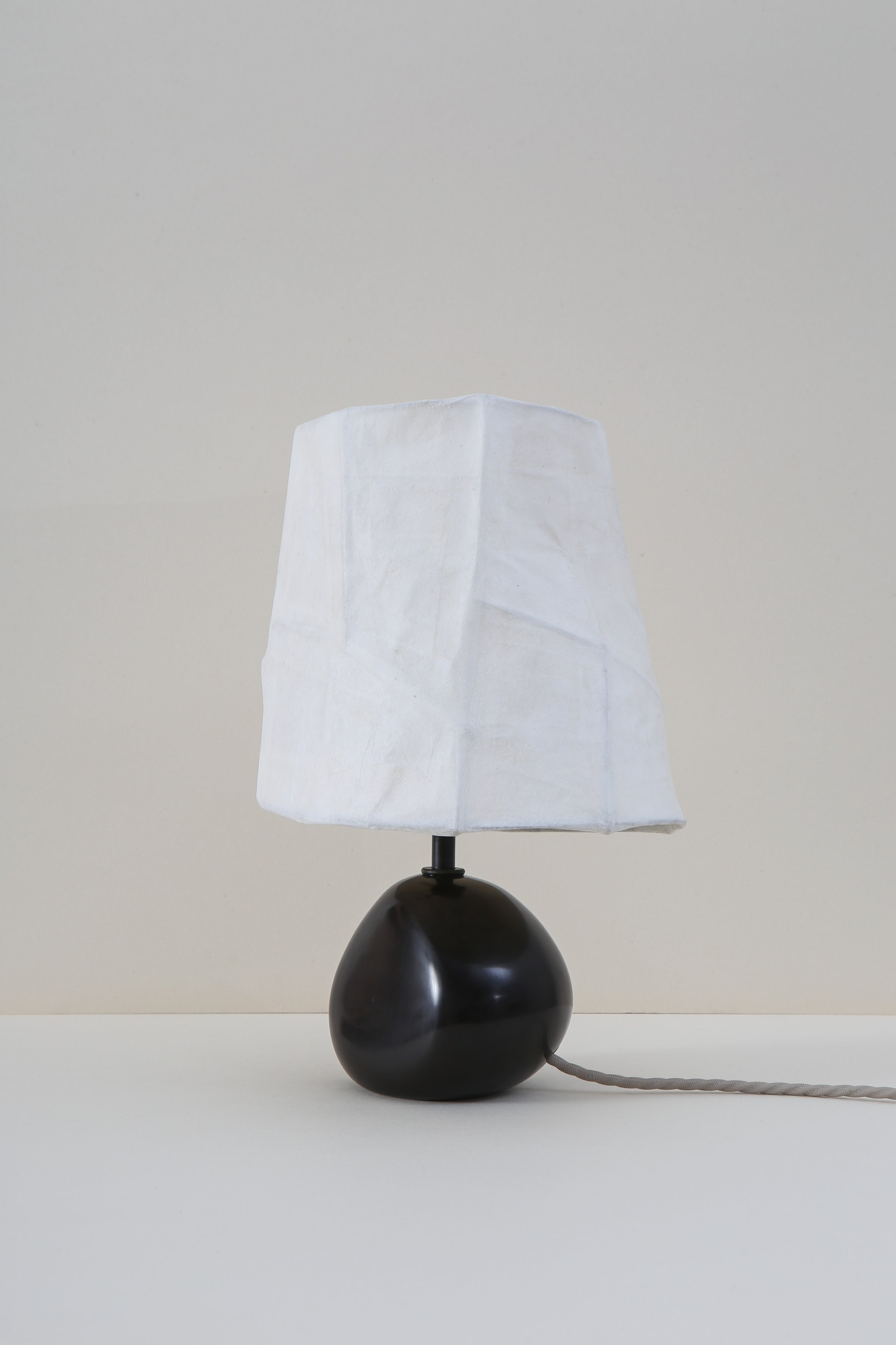 Pebble Lamp - VI