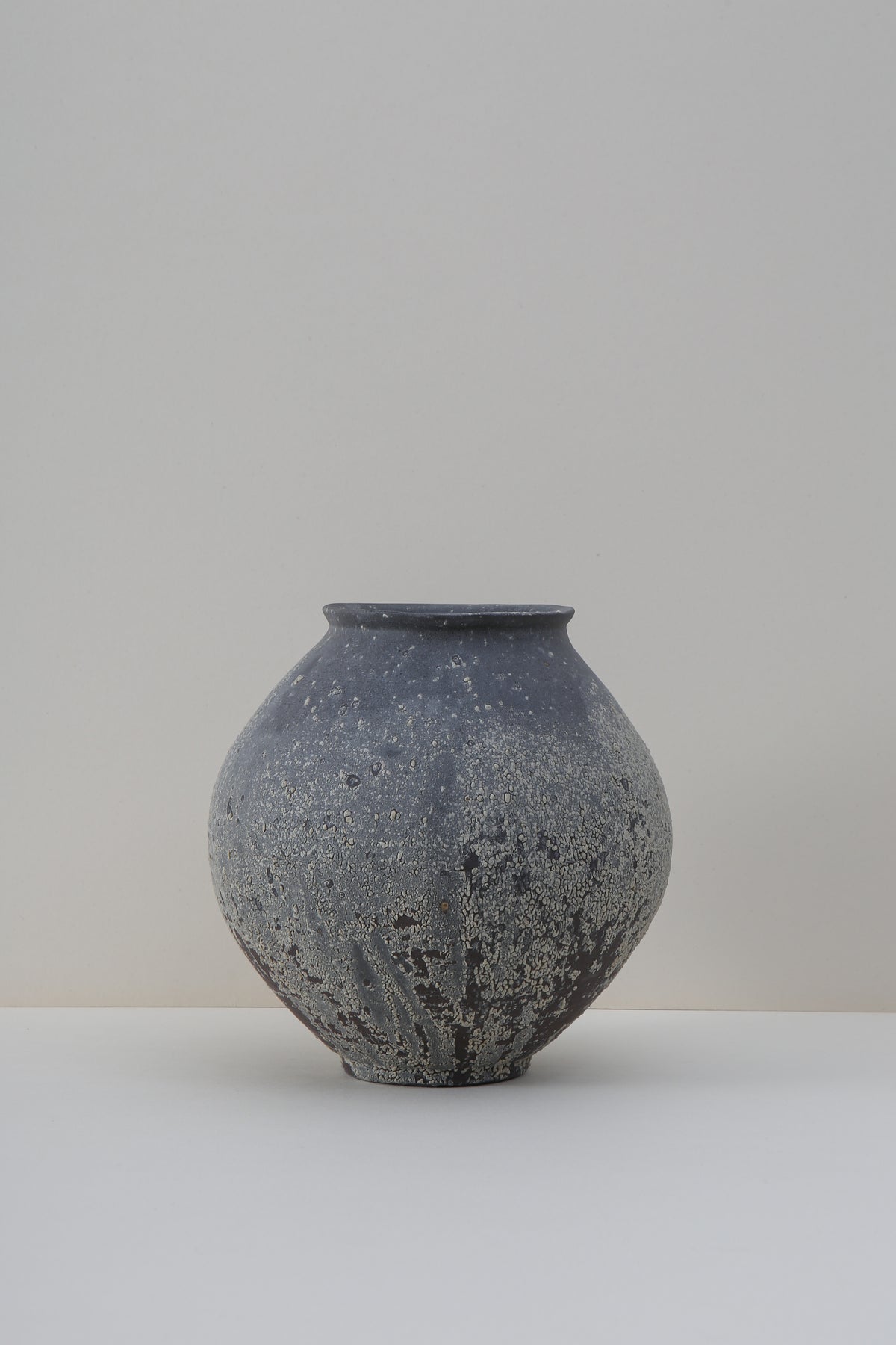 Decayed Wild Clay Jar - I