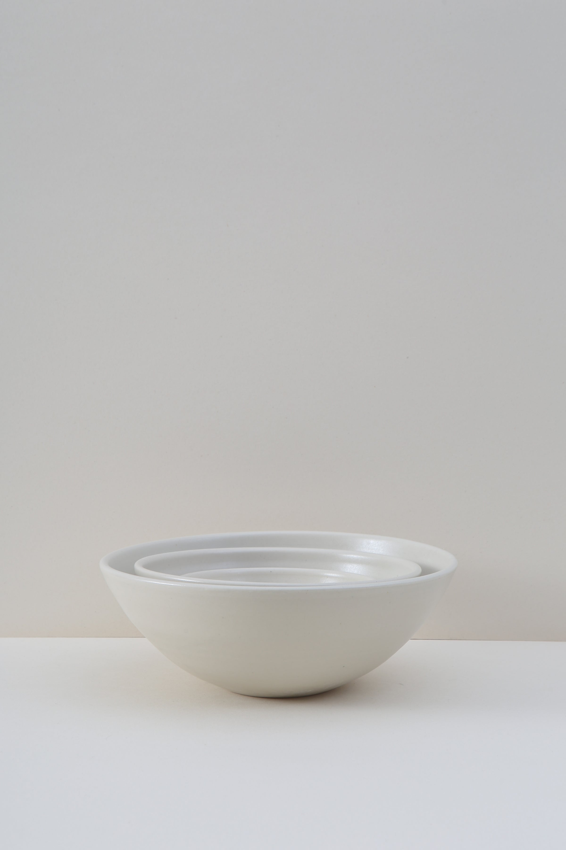 Medium Nesting Bowl Set - White