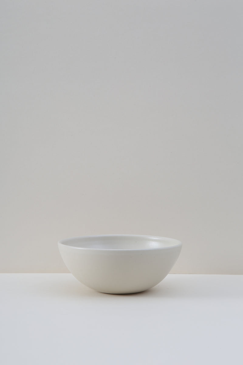 Medium Nesting Bowl Set - White