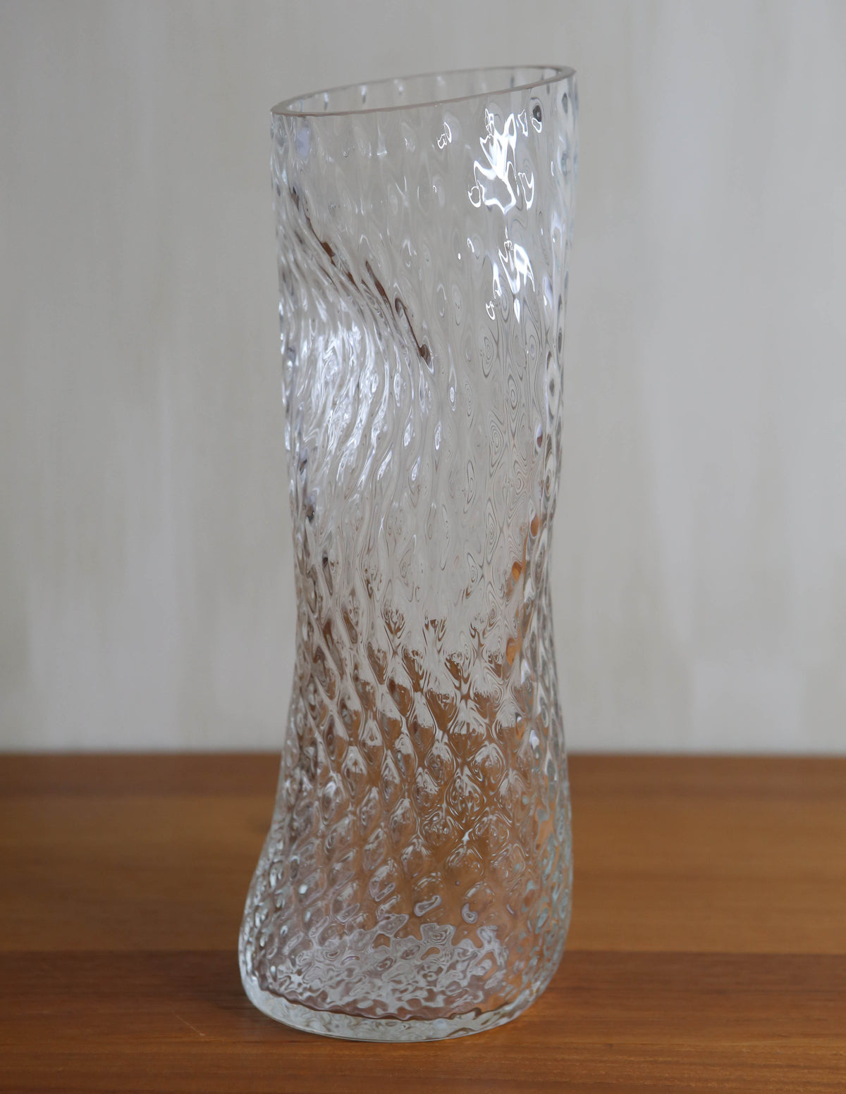 Diamond Vase (Thin)
